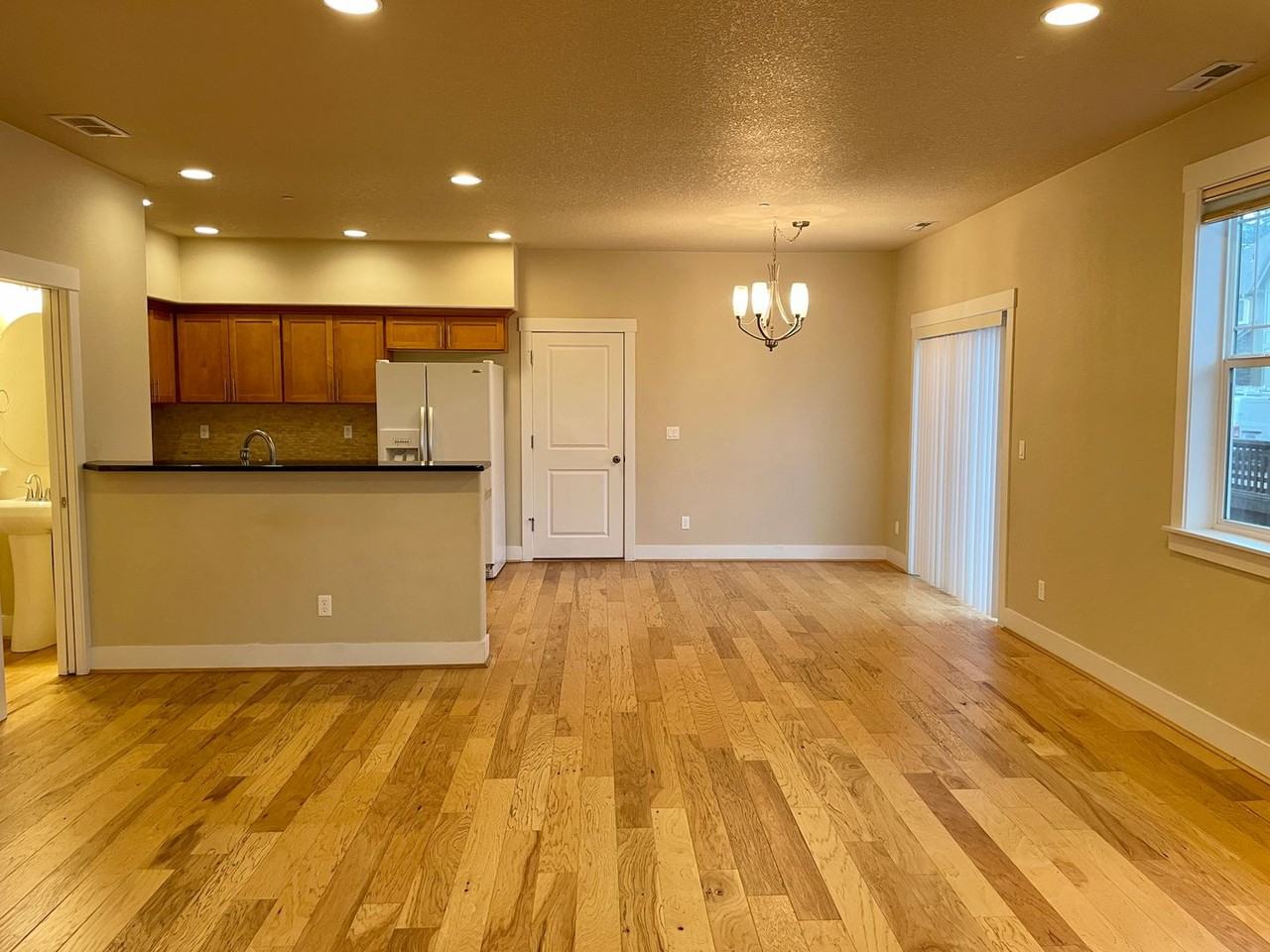 11811 Sw Barber St - Photo 7 of 23