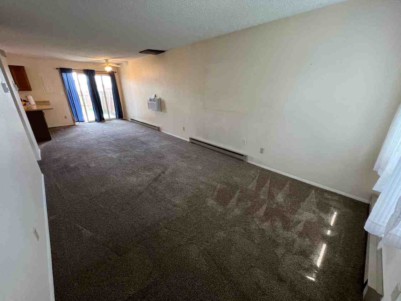 1902 Prairie Rd - Photo 2 of 38