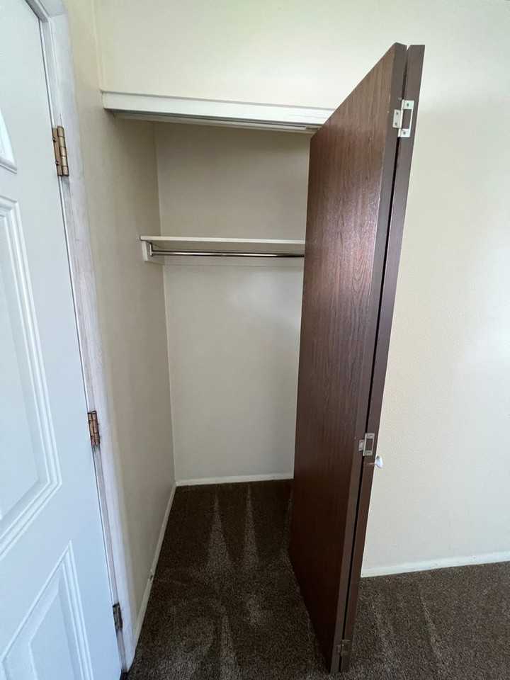 1902 Prairie Rd - Photo 6 of 38