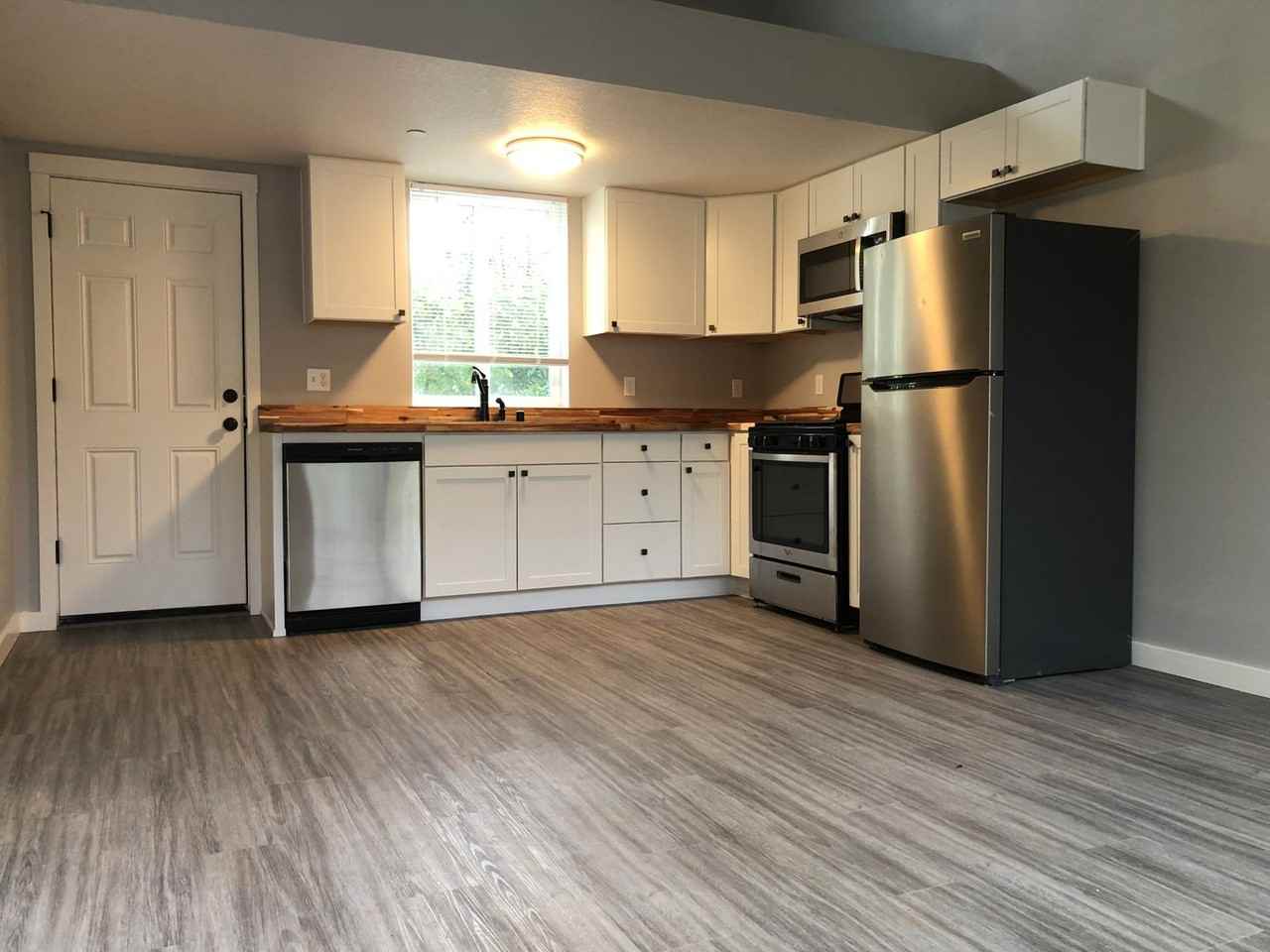 2124 Main Street - Photo 2 of 7