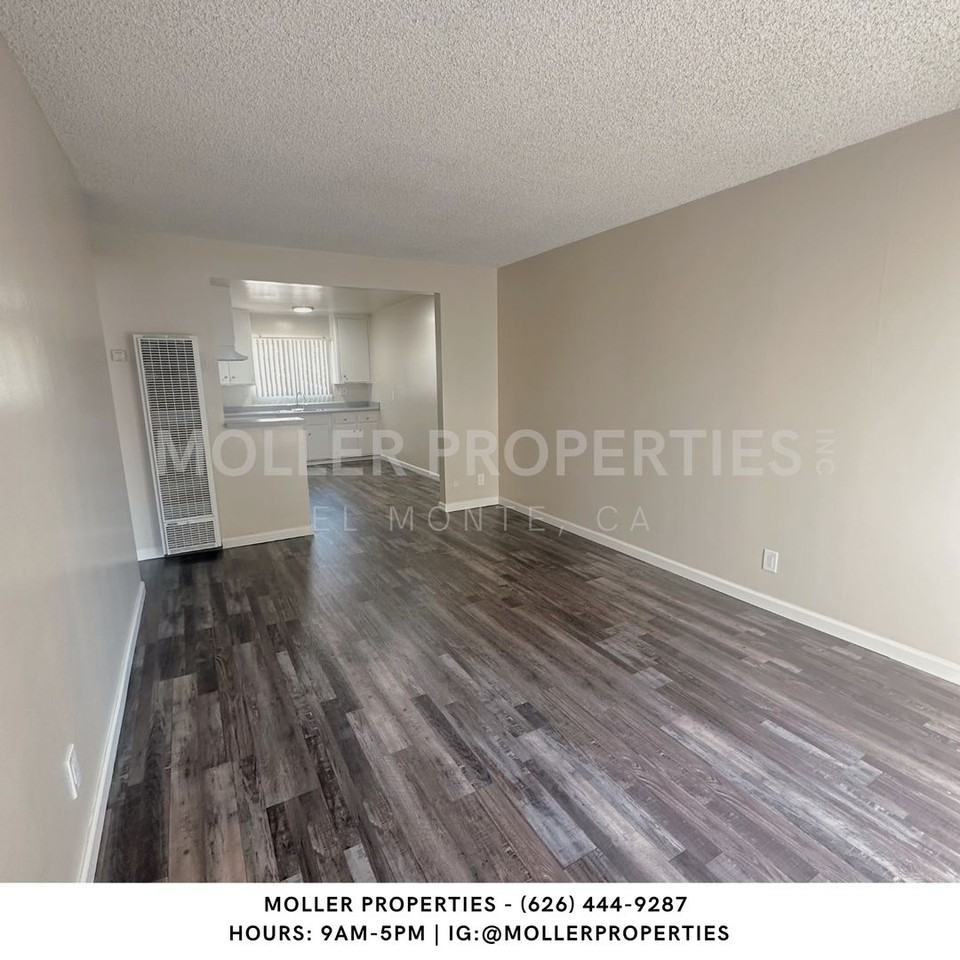 Deana 11835 - Photo 2 of 6