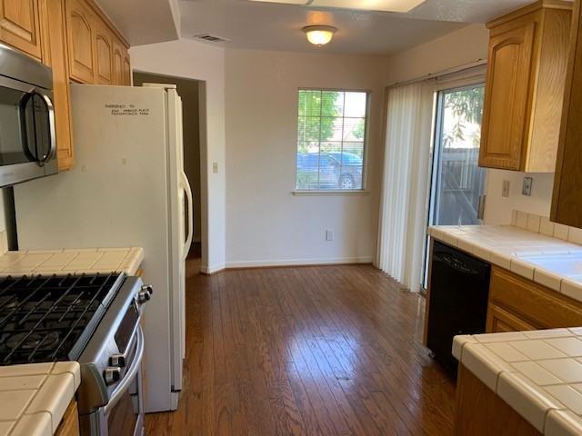 4265 Garibaldi Pl - Photo 3 of 22