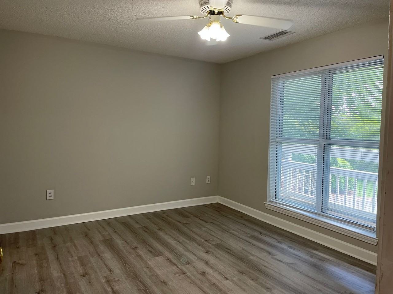 1329 Torrence Circle - Photo 7 of 14