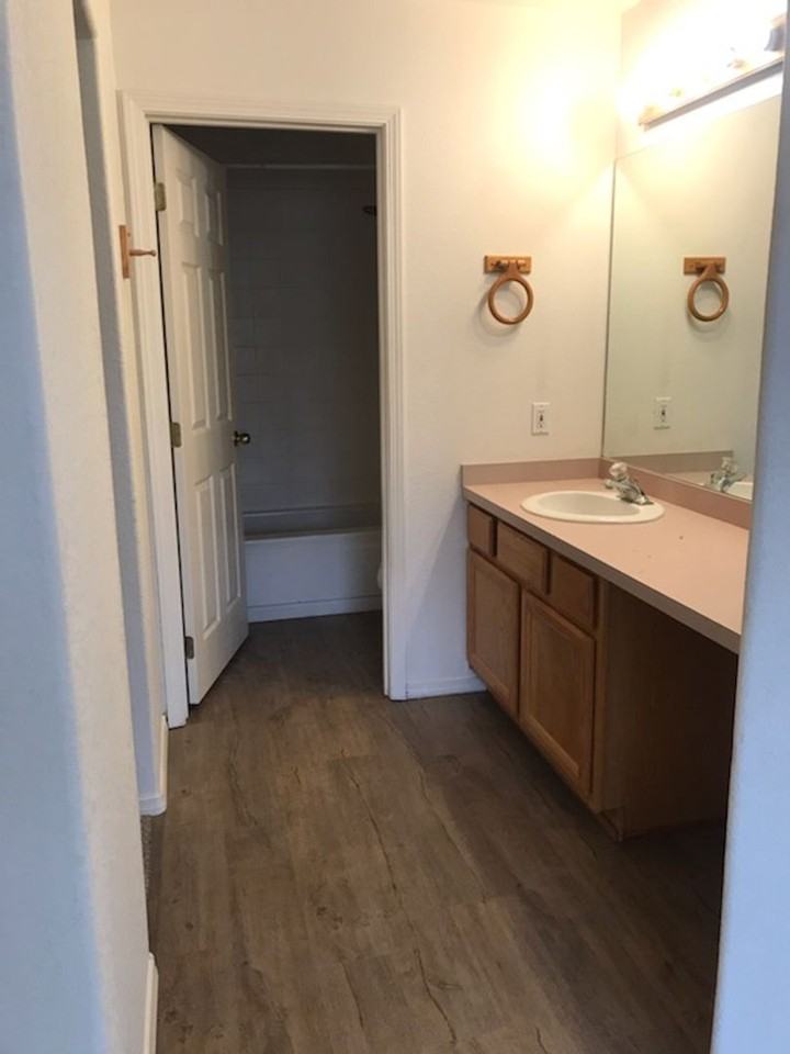 332 Ponderosa St - Photo 6 of 7