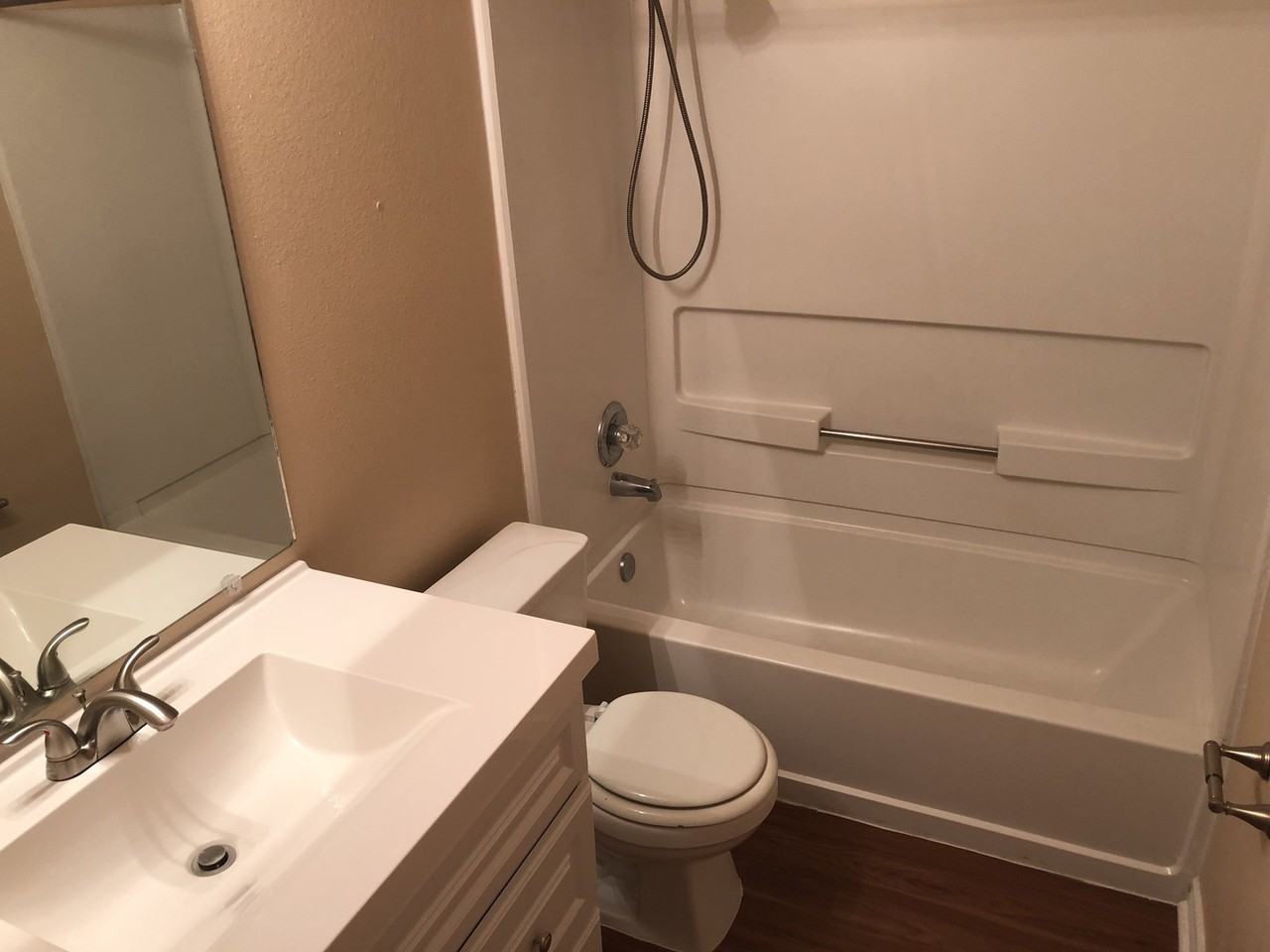 16115 Speyburn Ct - Photo 7 of 28