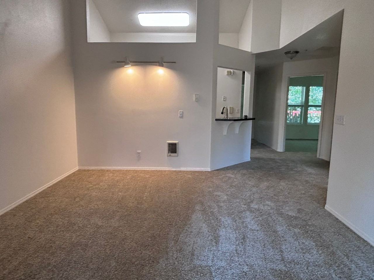 1332 Sw Cheltenham St #18 - Photo 7 of 14