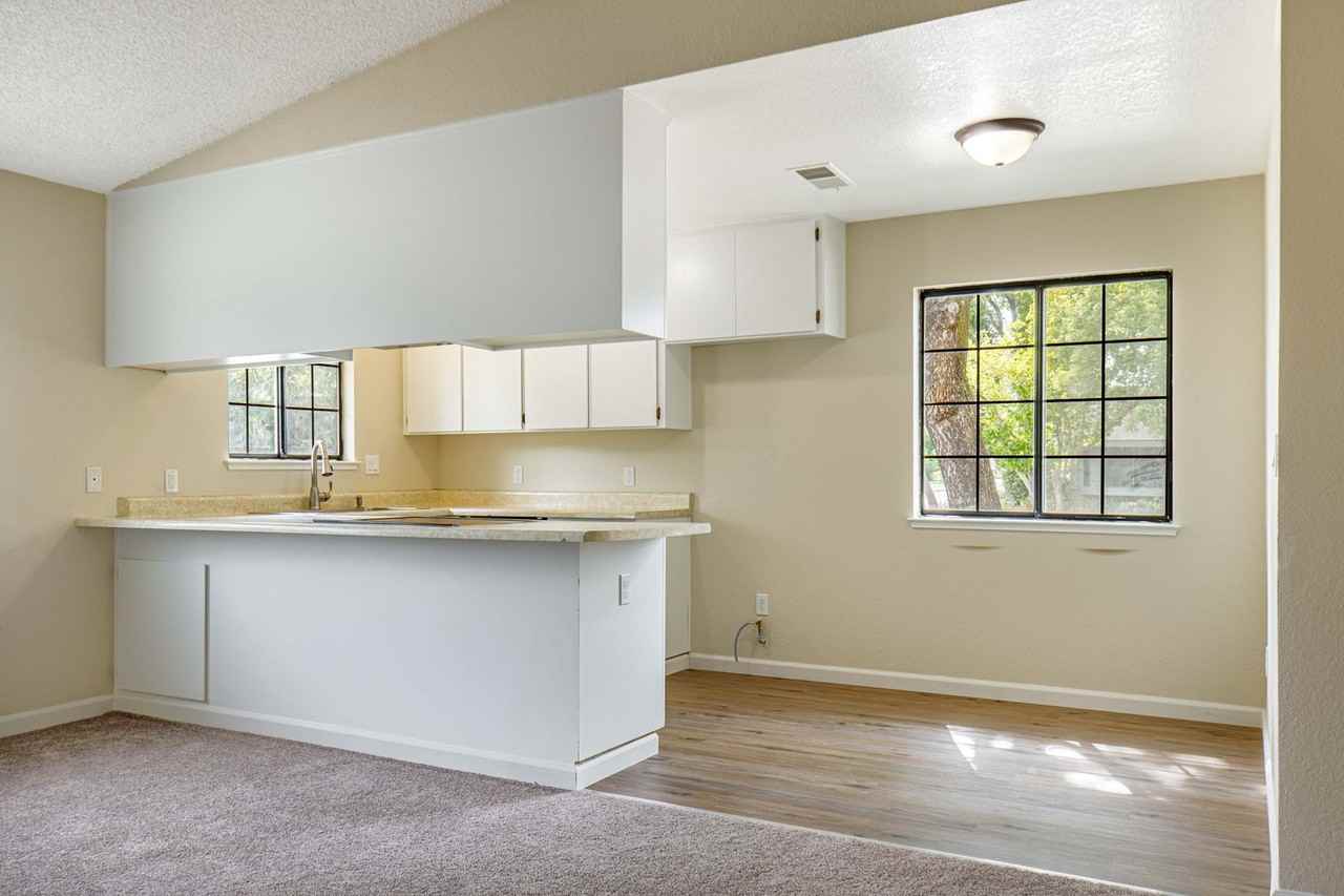 3521 Akeby Dr - Photo 7 of 25