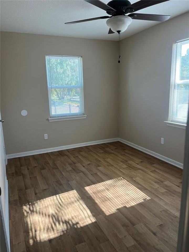 500 W Ward St - Photo 3 of 7