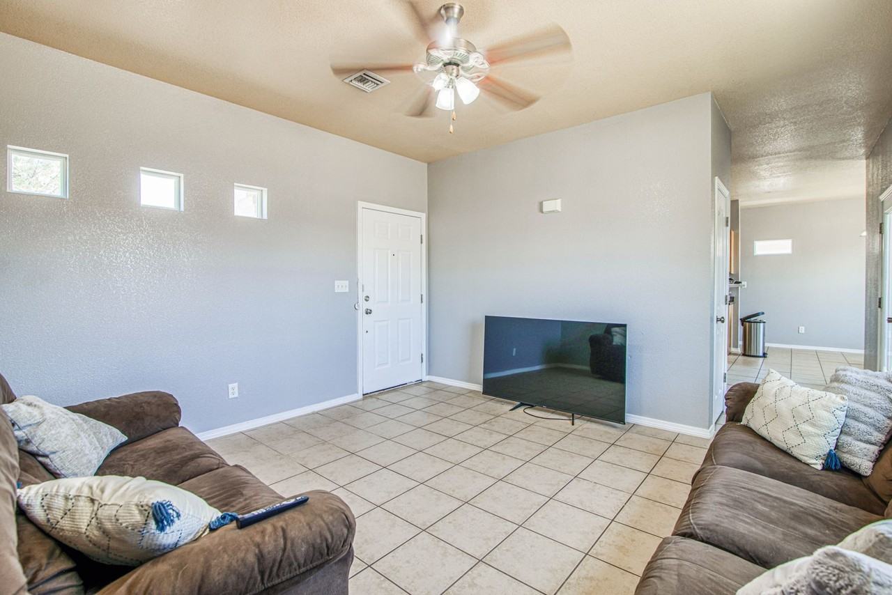 10509 Canyon Sage Dr - Photo 3 of 50