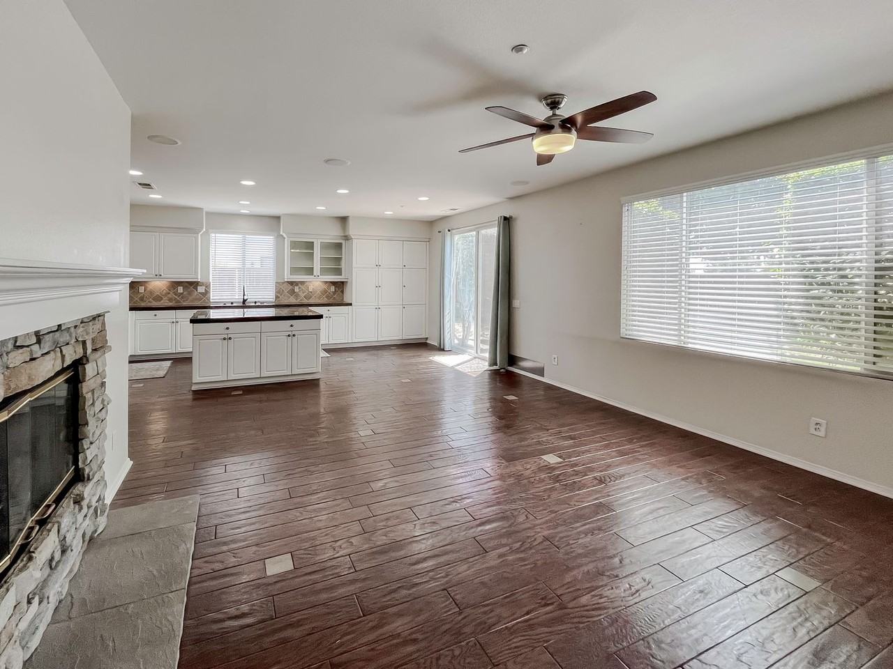 7905 Leway Dr - Photo 6 of 50