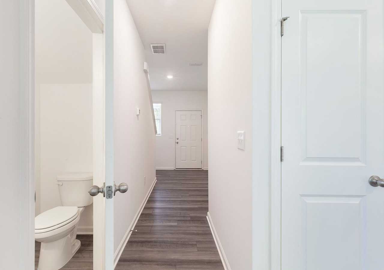 3531 Cardinal Dr Sw ##Sw - Photo 3 of 22