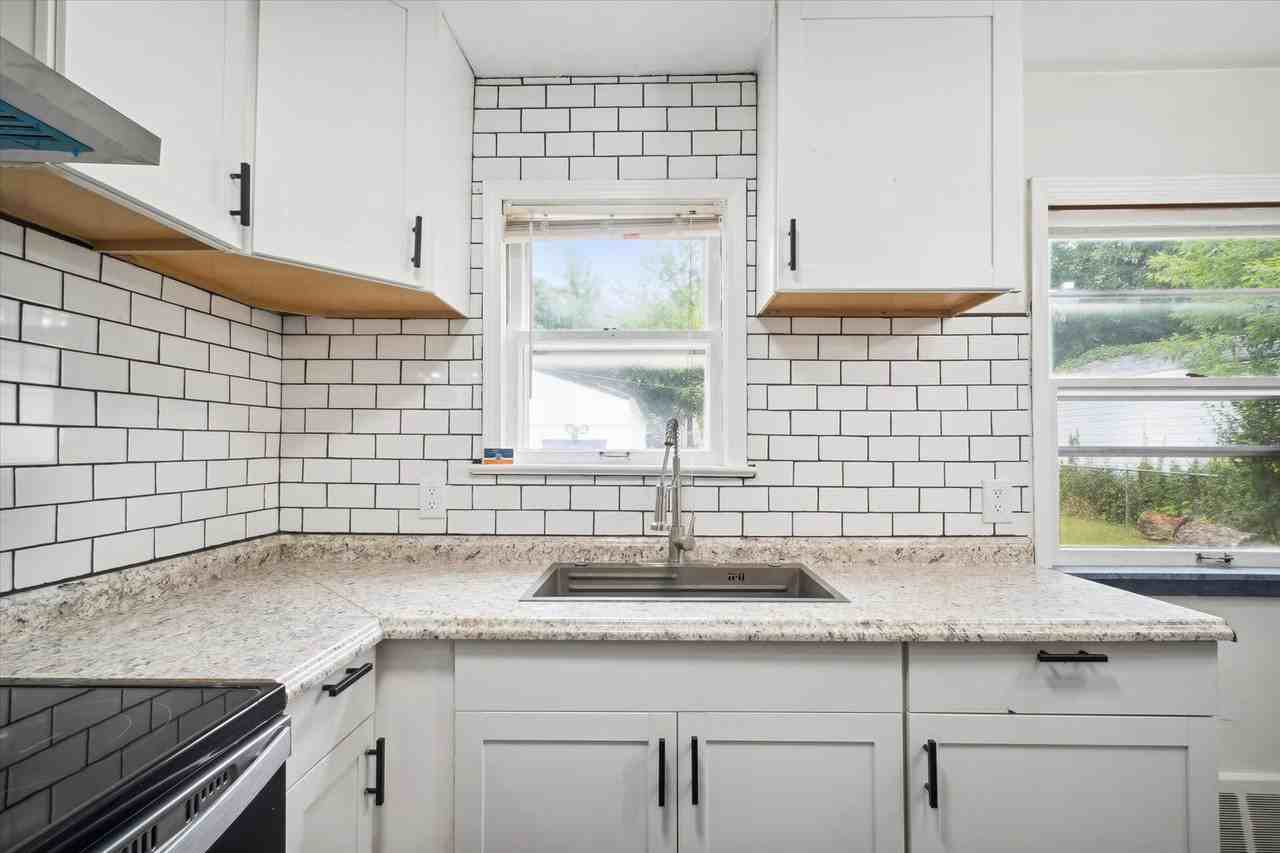 5359 West Blvd - Photo 7 of 24