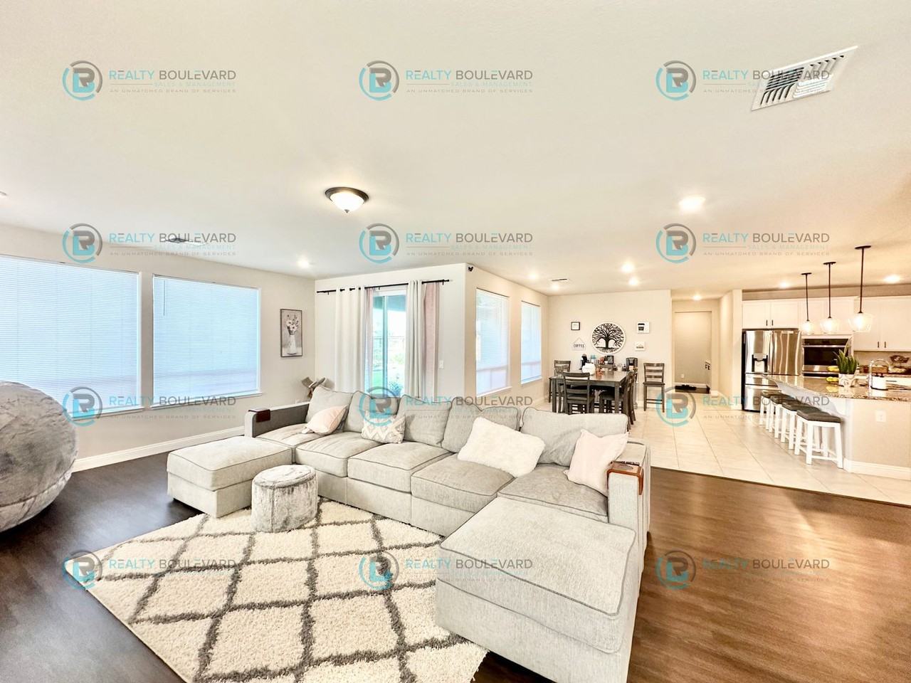 966 Pine Forest Dr - Photo 2 of 46