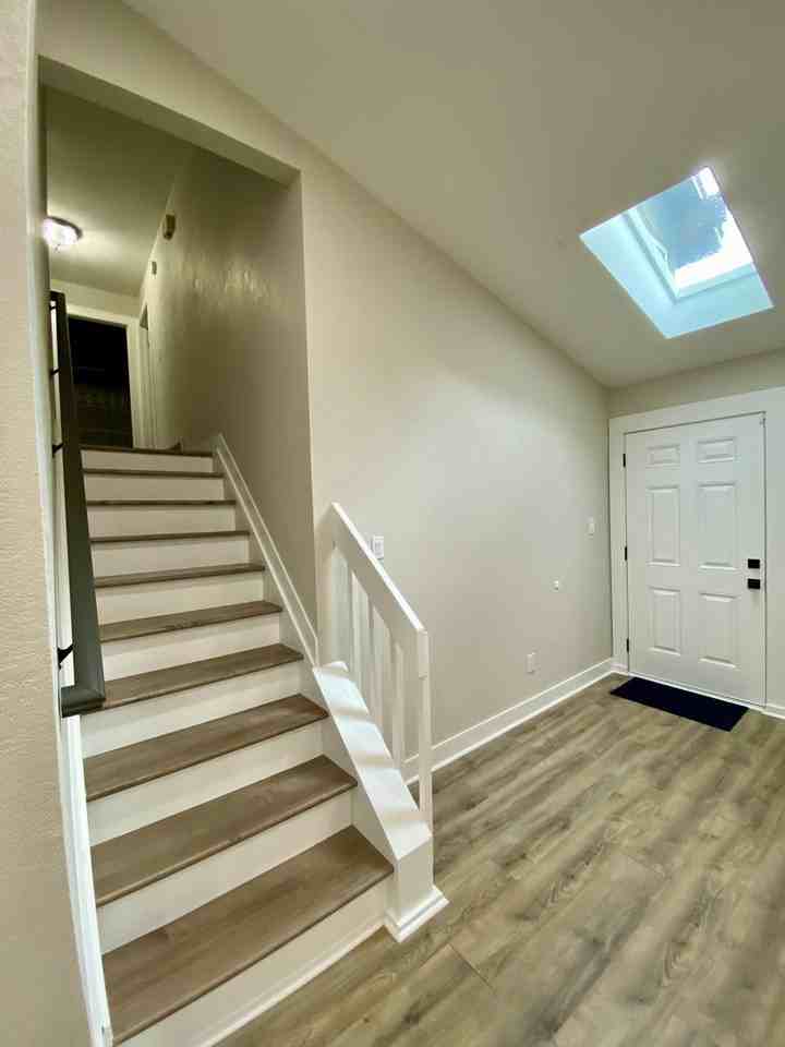 1219 Windmill Ave - Photo 3 of 32