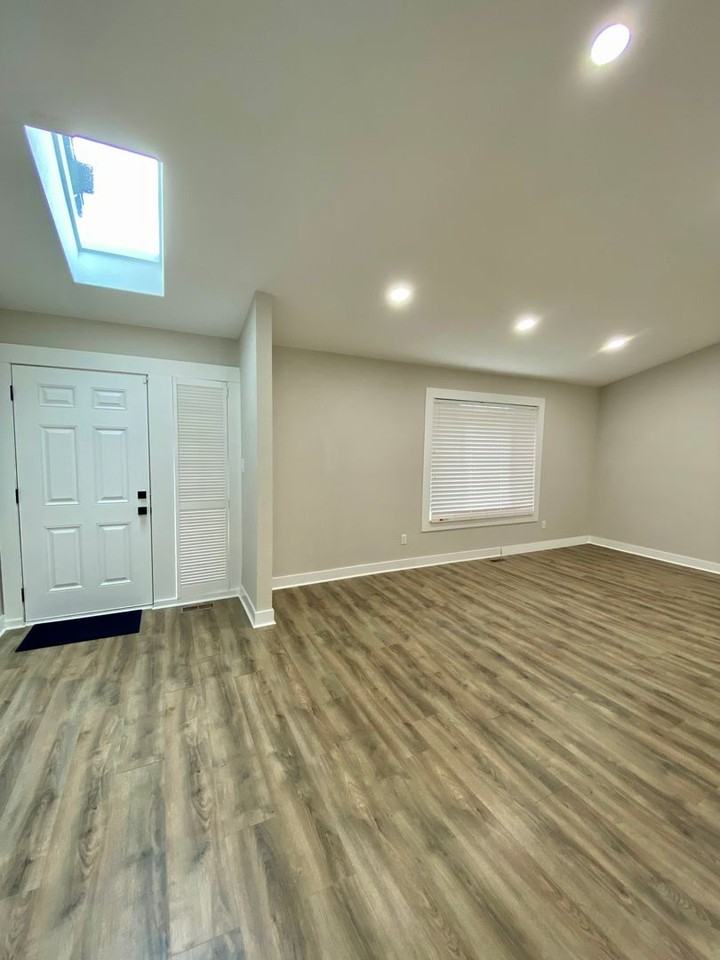 1219 Windmill Ave - Photo 4 of 32