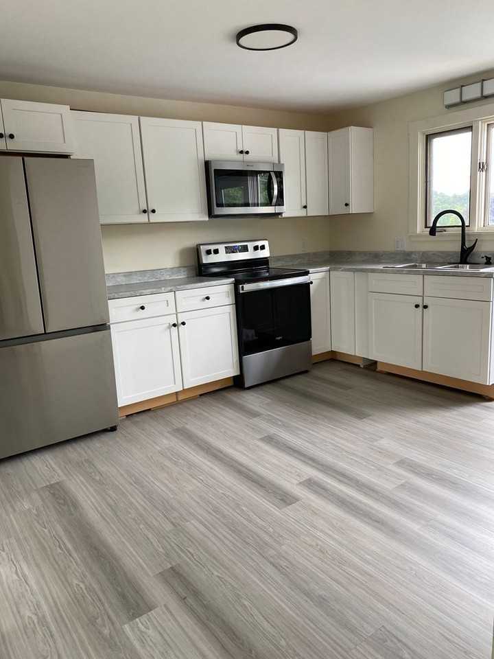 32 Main St - Photo 2 of 28