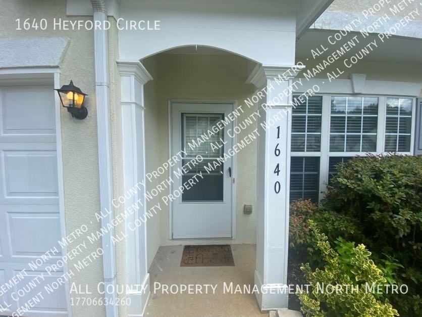1640 Heyford Cir Nw - Photo 2 of 32