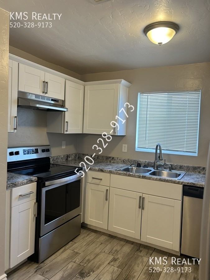 302 E District St - Photo 7 of 23