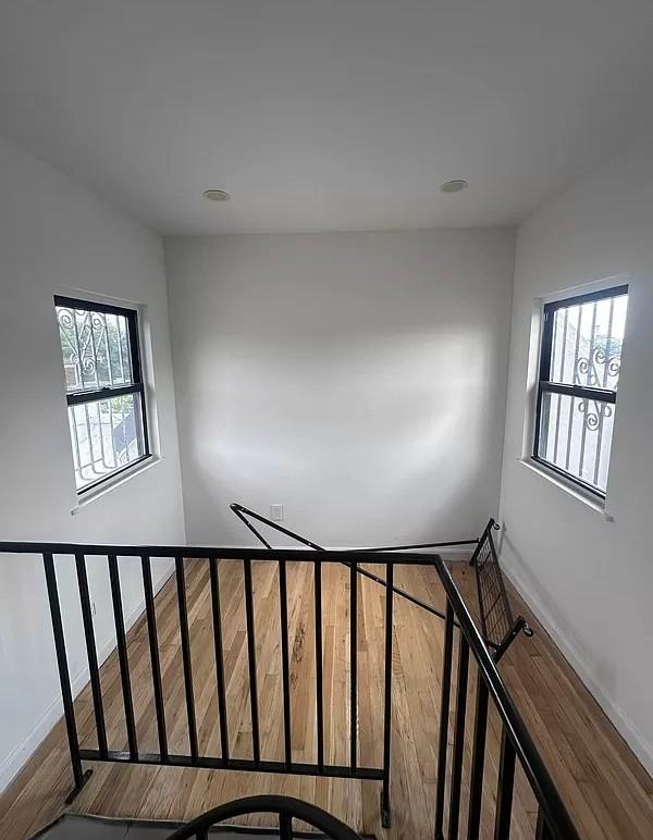 419 E 9th St #22 - Photo 2 of 10