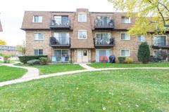 9426 Bay Colony Dr #1E - Photo 1 of 1