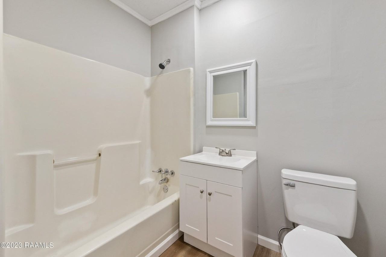 809 E Vermilion St #NA - Photo 4 of 10