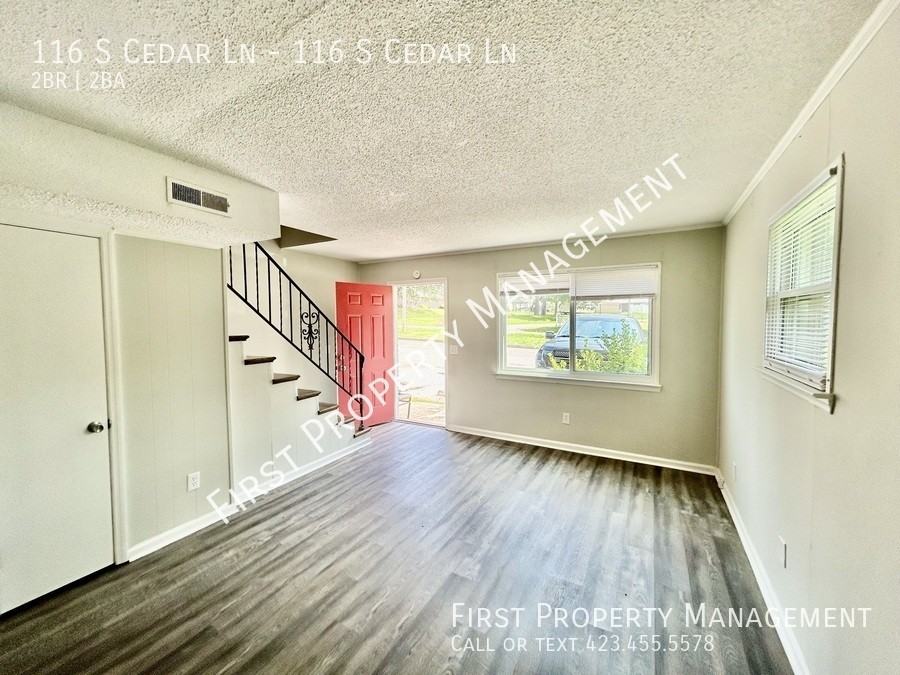 116 S Cedar Ln - Photo 2 of 15