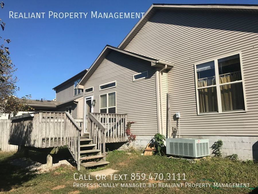 2625 Mable Ln - Photo 3 of 17