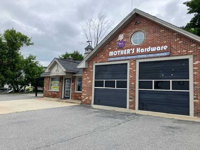 142 Main St #1 - Photo 3 of 9