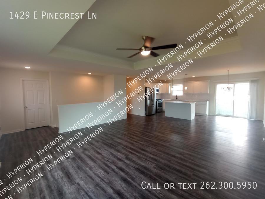 1429 E Pinecrest Ln - Photo 3 of 12
