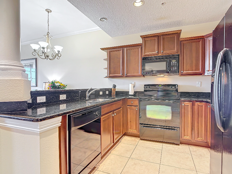 13941 Clubhouse Dr #306 - Photo 5 of 39