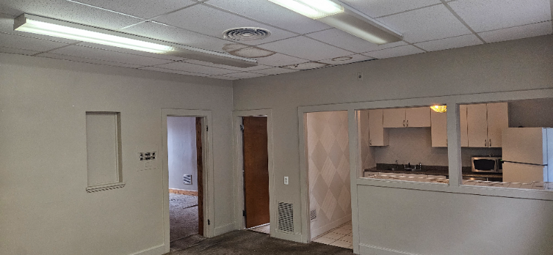 64 Kenyon St #1stFL - Photo 4 of 14