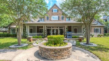 featured image of 12360 Richmond Ave