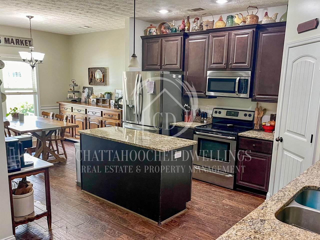 9791 Yellow Pine Road - Photo 3 of 10