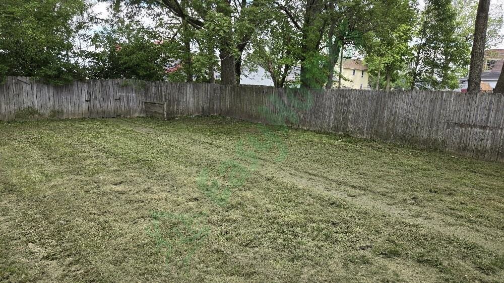 418 West 7th Street - Photo 3 of 12