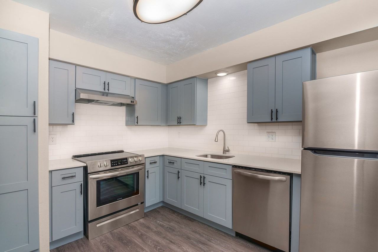 Barrett Apartment Homes - Photo 2 of 54