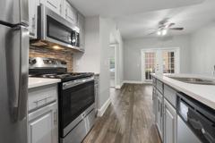 Larkin Apartment - Photo 1 of 1