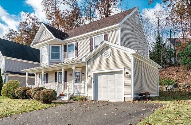 53 Village Ln - Photo 3 of 39