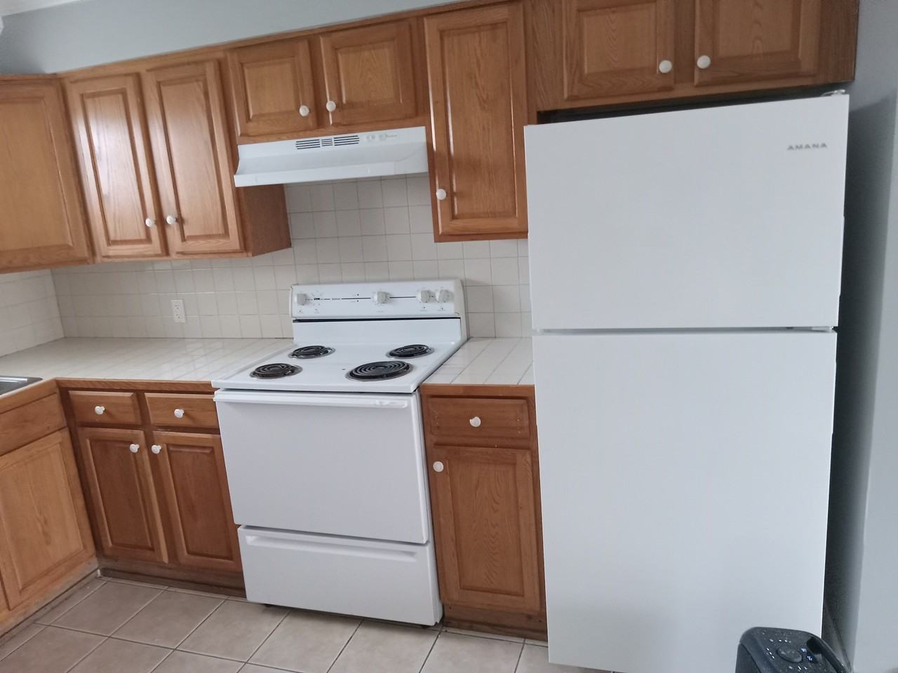 532 North Commerce Street - Photo 2 of 8