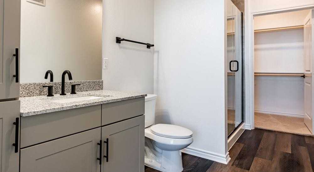 2502 Niles Dr - Photo 3 of 10