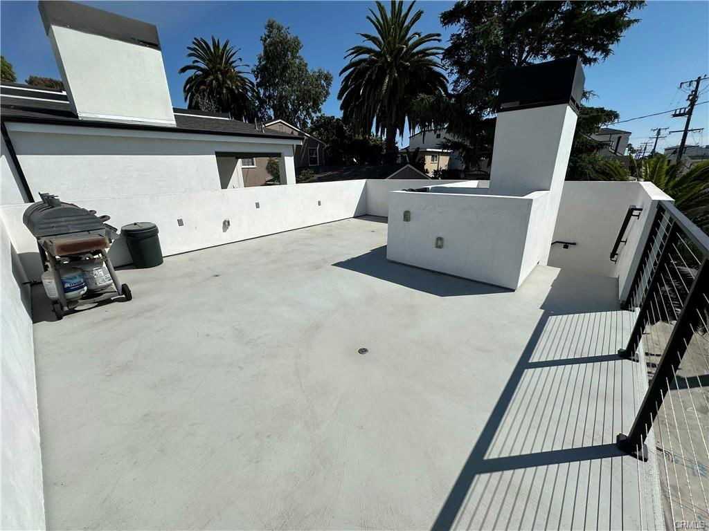 Jasmine Ave #B - Photo 2 of 8