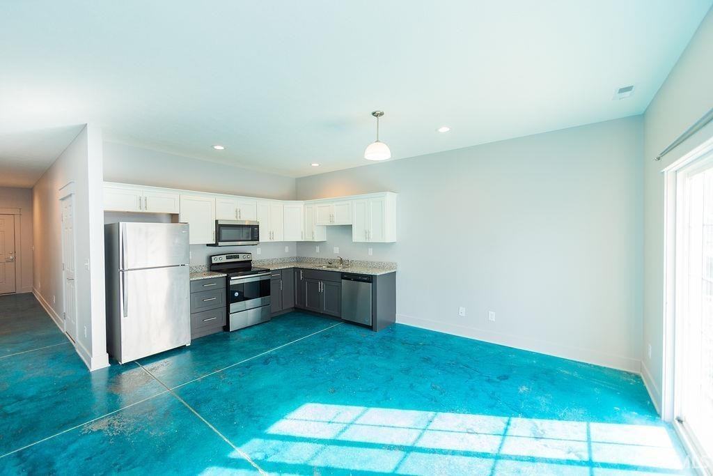 1231 W Rangeview Cir - Photo 4 of 27