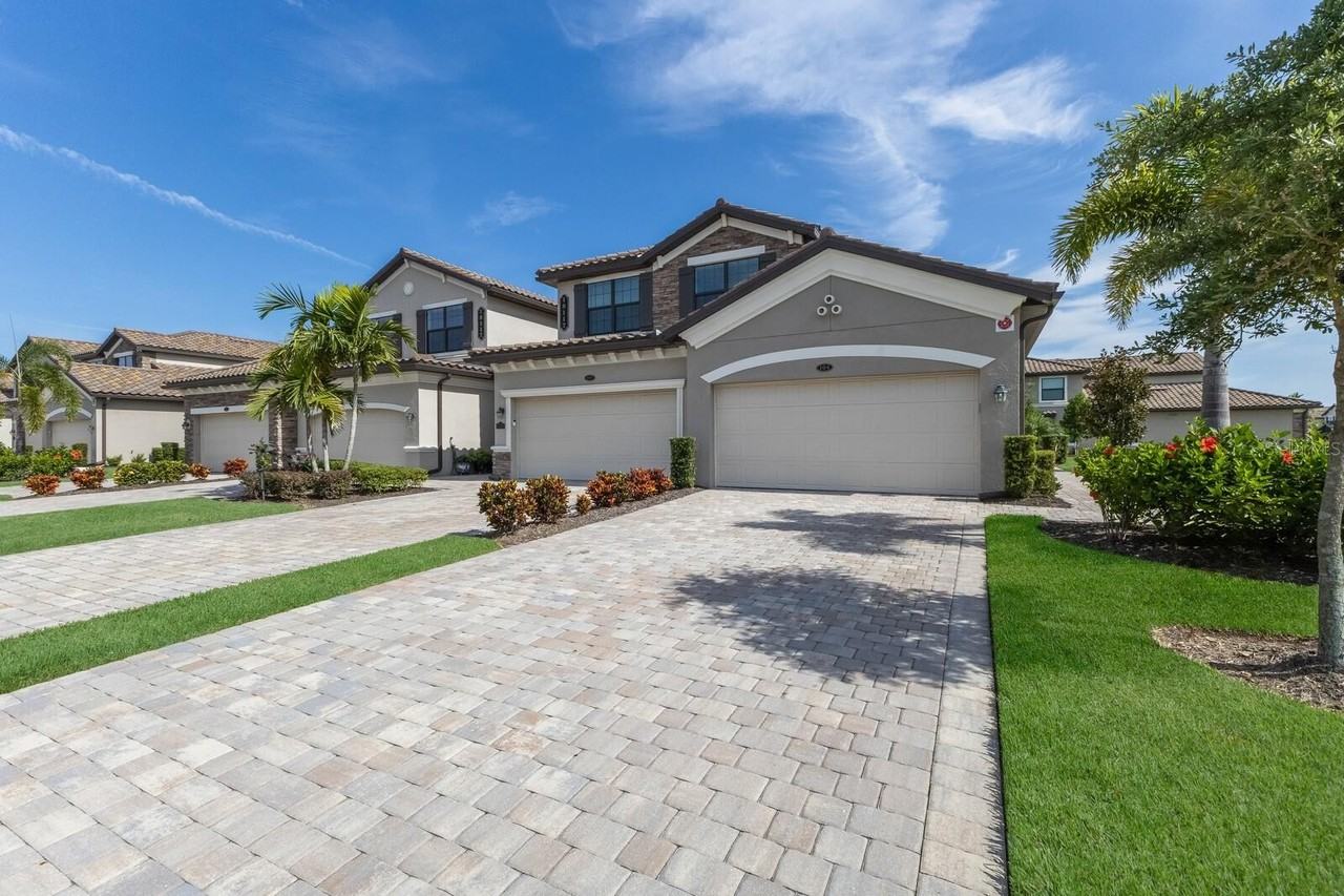 18117 Gawthrop Dr #104 - Photo 3 of 50