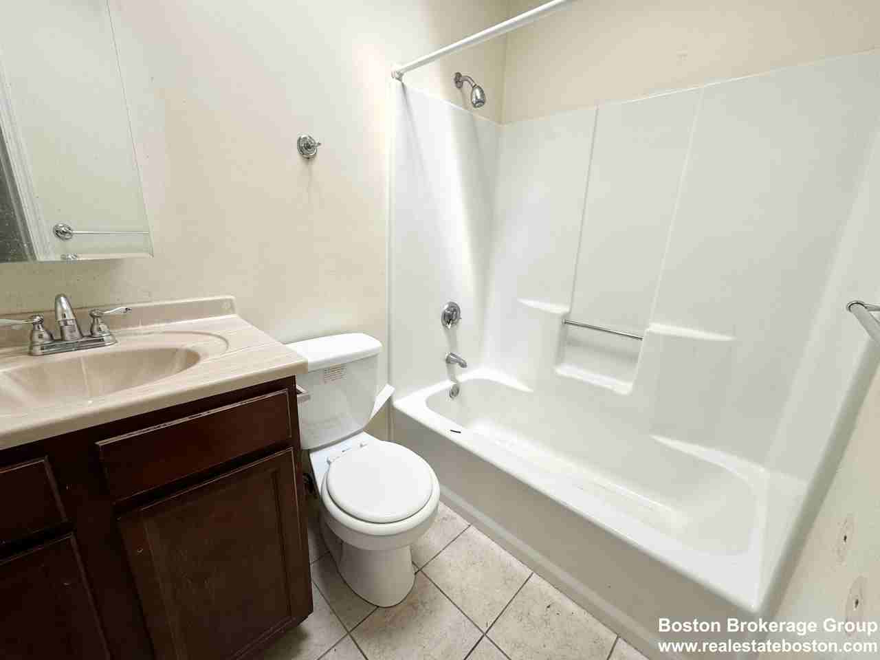 13 Ruggles St #4 - Photo 7 of 8