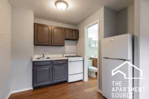 featured image of 4537 N Dover St #2C