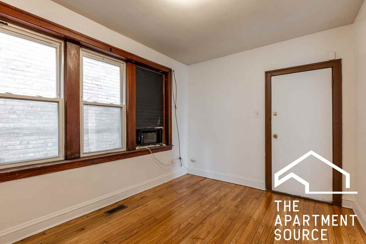 6855 W Addison St #1R - Photo 6 of 14