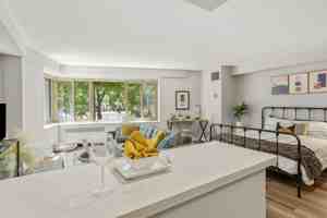 featured image of 1350 N Lake Shore Dr