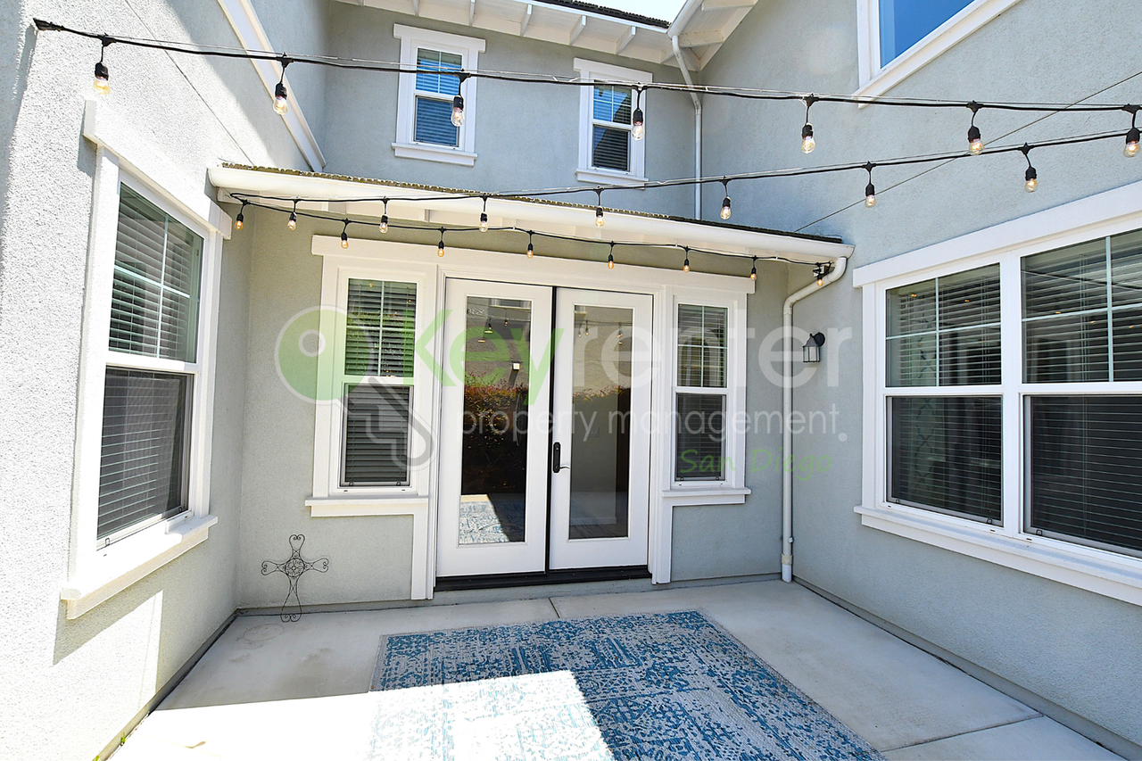 1832 Sheridan Way - Photo 2 of 50