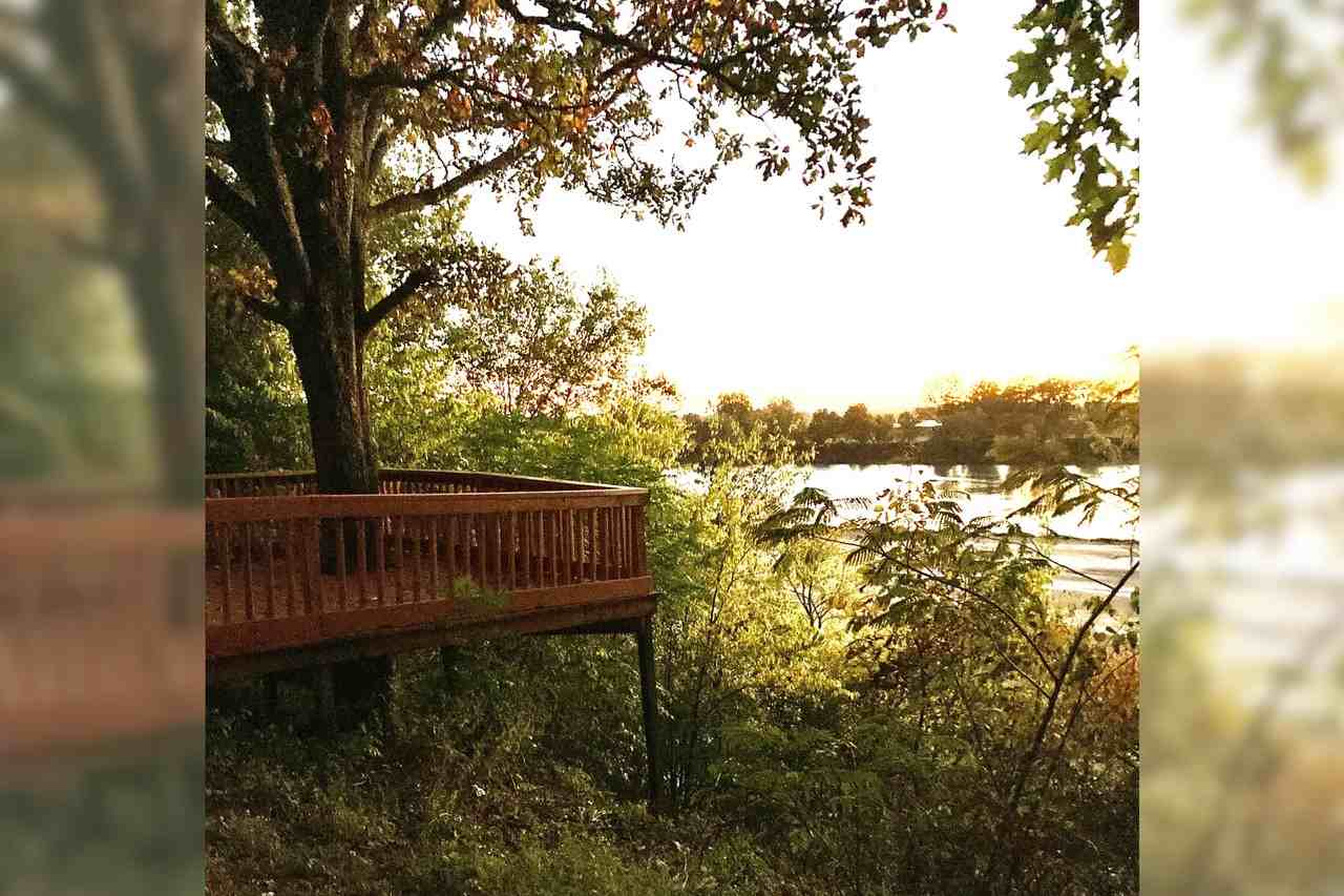 1214 S Bridge St - Photo 2 of 10