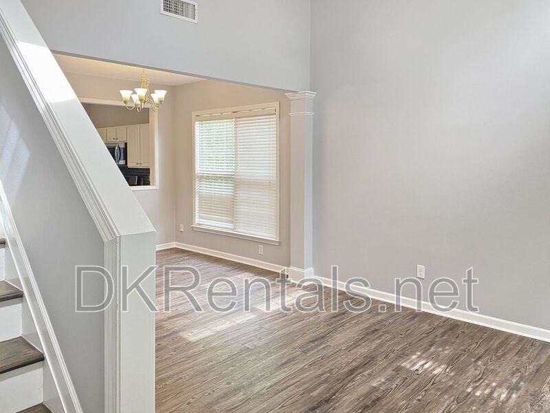 1304 Timuquana Trl - Photo 3 of 32