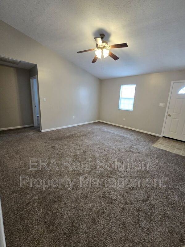 1062 N West St - Photo 2 of 16